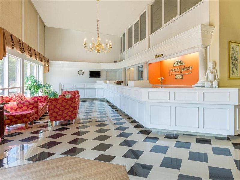 Howard Johnson By Wyndham Williamsburg Norge Exterior photo
